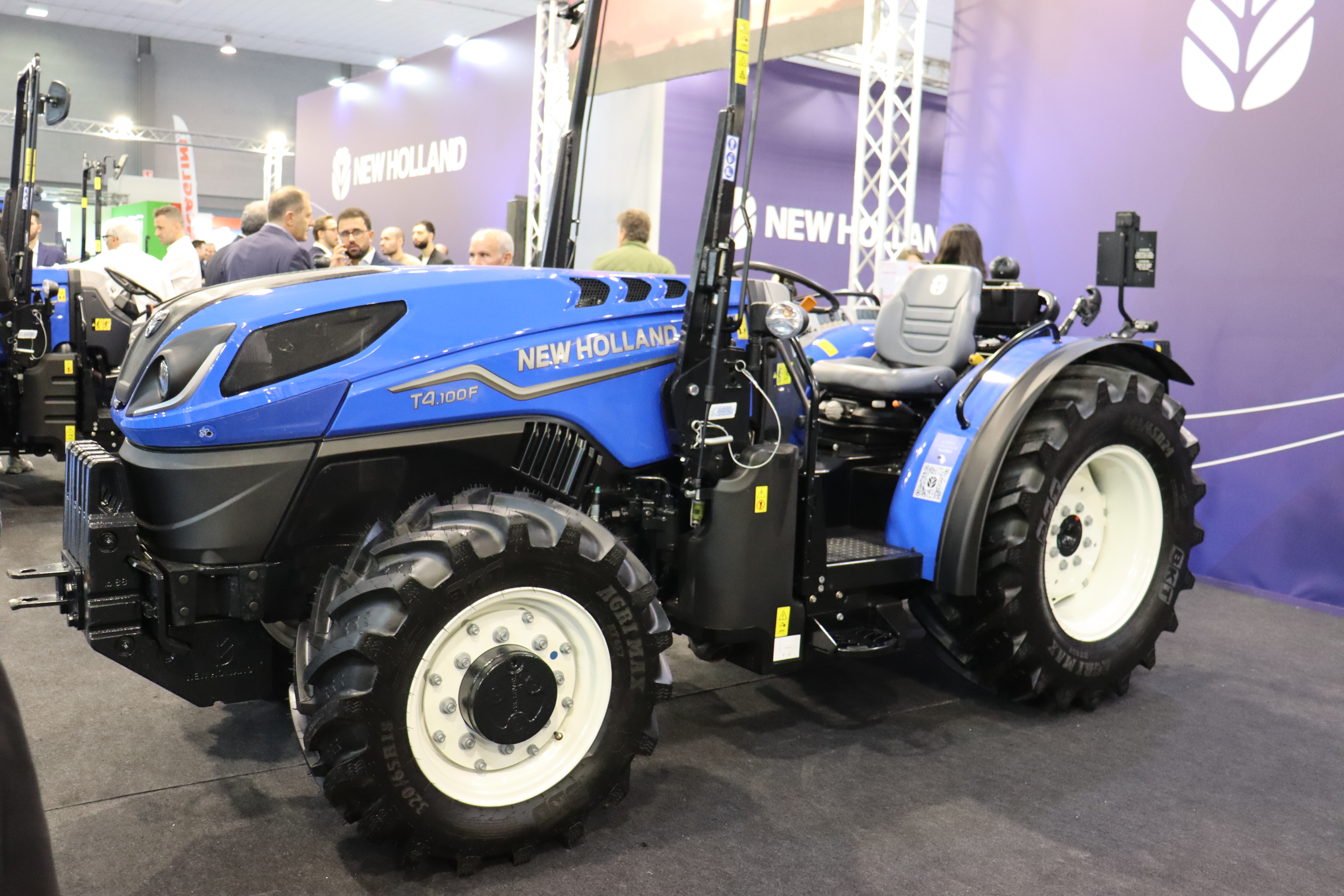 New Holland T4 100 F ad Agrilevante 2025
